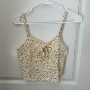 Gilly Hicks Hollister yellow floral crop top